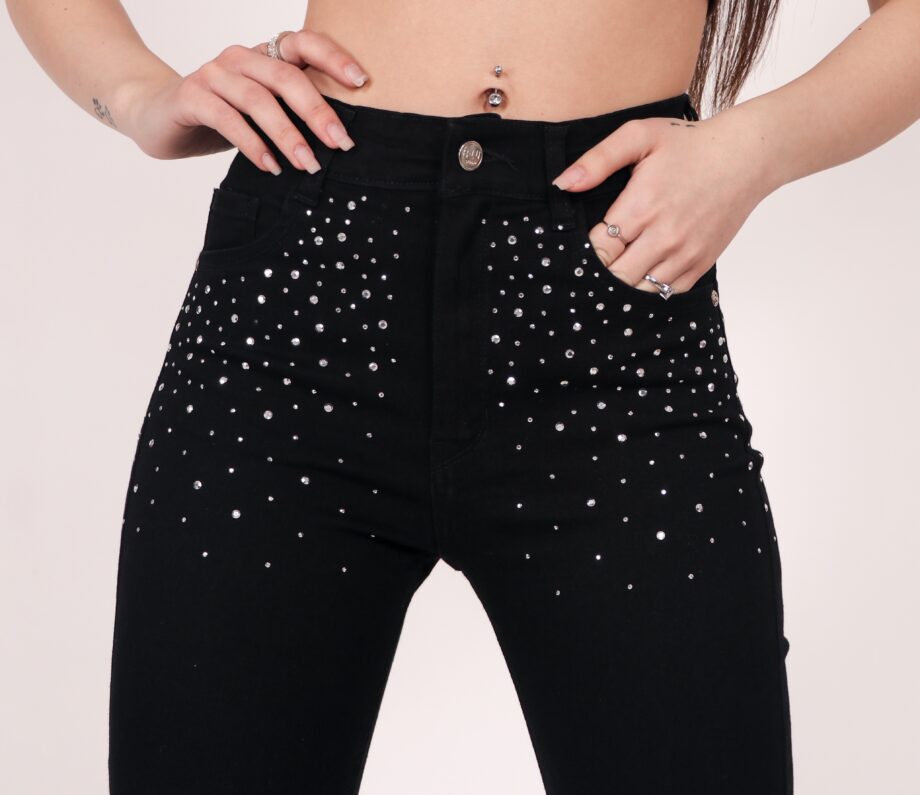 Skinny elastizado con strass black ruedo normal