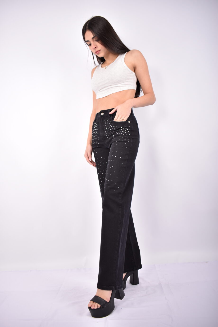 Wide leg elastizado black con strass ruedo normal