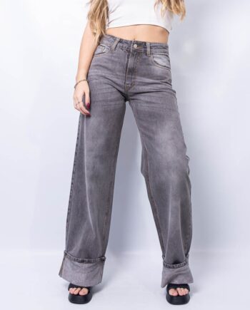 Jean recto gris Nevado localizado con ruedo rebatido