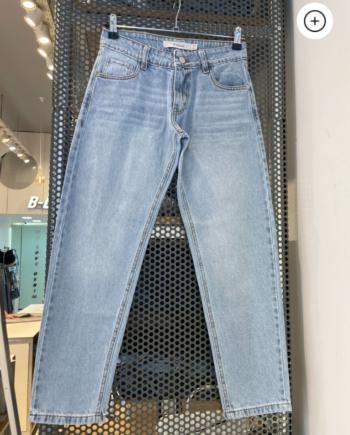 Jean Mom fit rígido celeste
