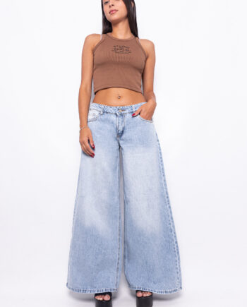 Super Wide Leg Tiro Medio Celeste con bolsillo estrella