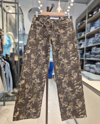Wide leg rígido tiro bajo Chocolate con Estampado y hebilla trasera