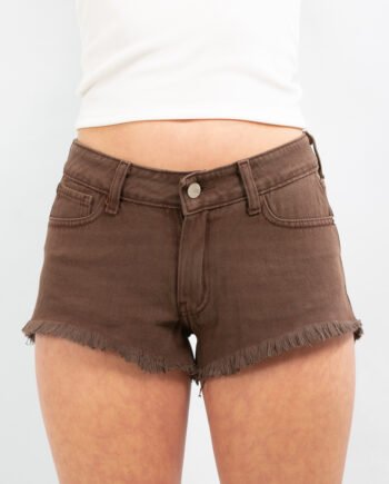 Short Clasico rígido Tiro Bajo marrón ruedo desflecado